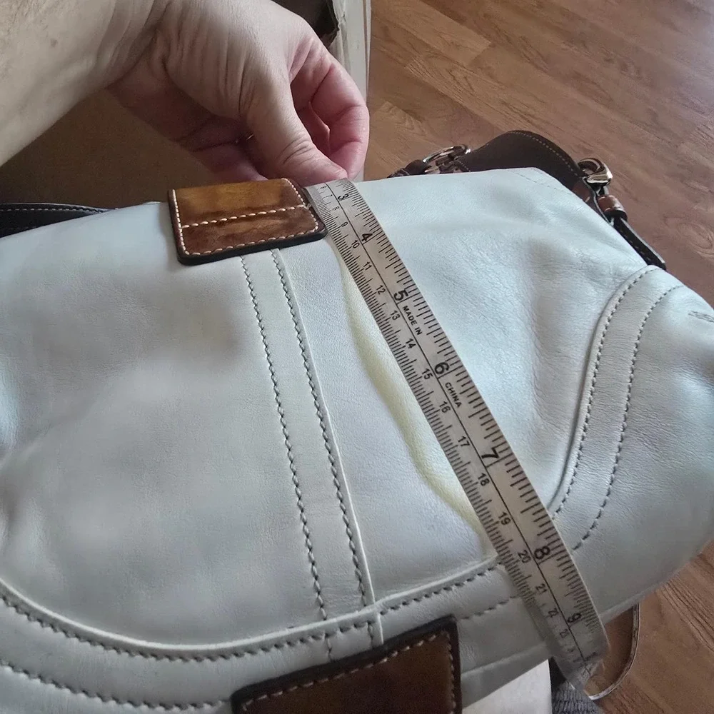 Coach Soho White Leather Buckle Flap Shoulder Bag Vintage Y2K Preppy L04S-3653